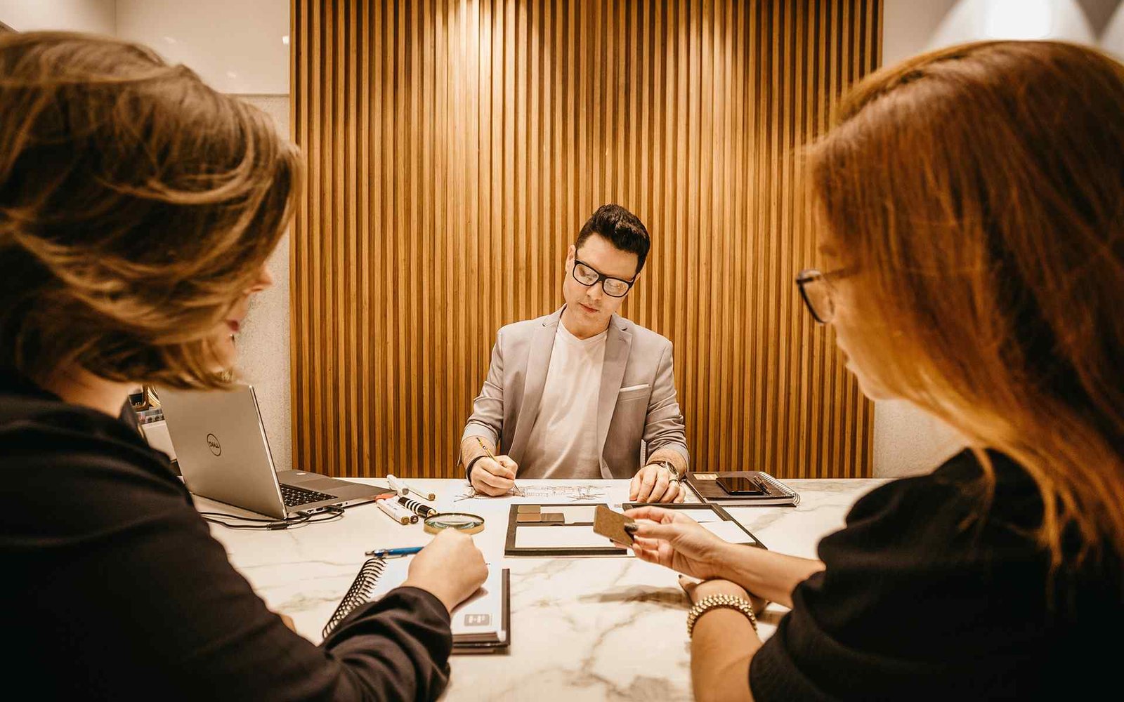 https://callon.group/wp-content/uploads/2020/08/service_01.jpg