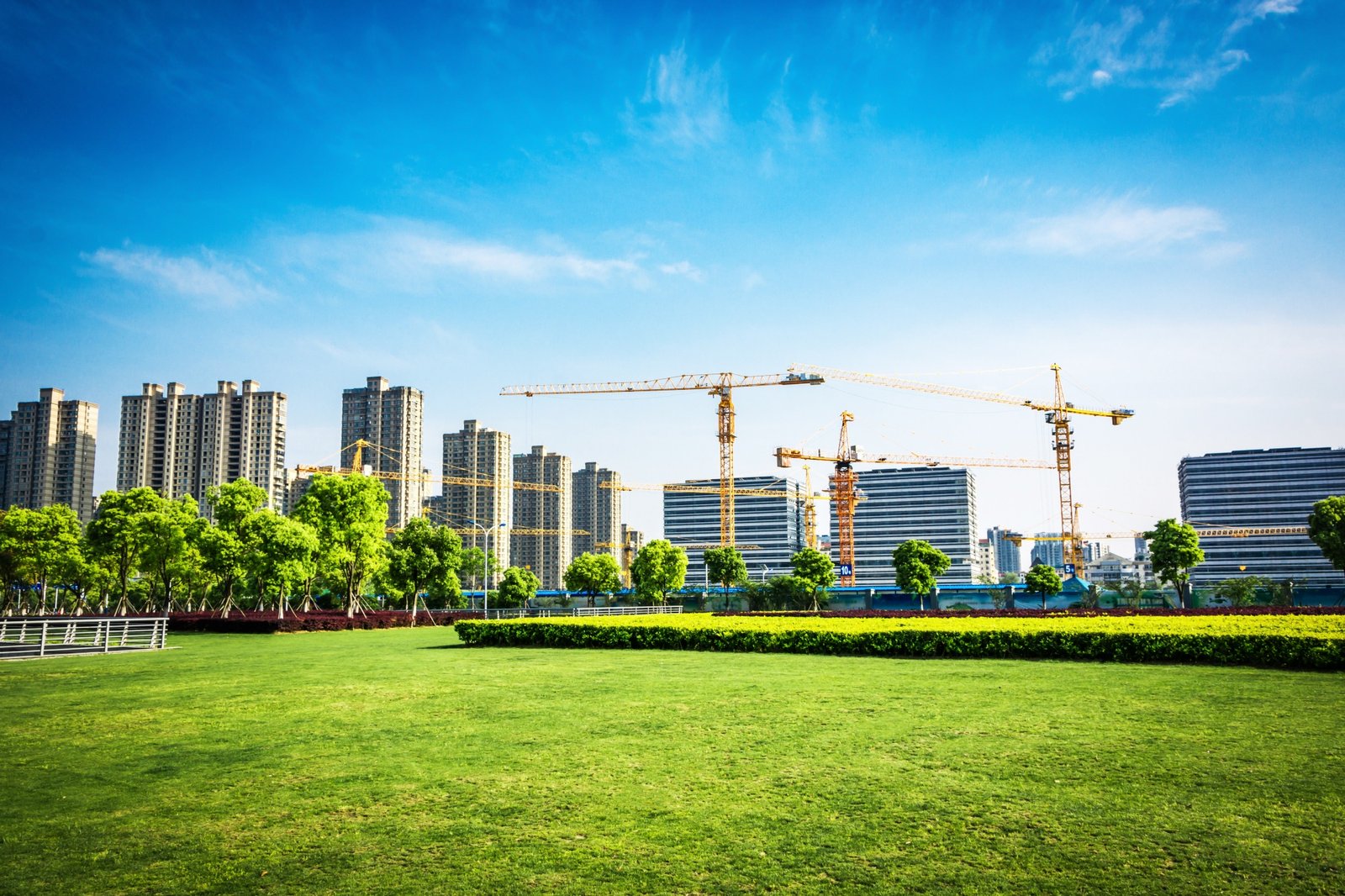https://callon.group/wp-content/uploads/2025/03/park-lujiazui-financial-centre.jpg